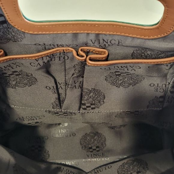 VINCE CAMUTO‎ Green "Alexa" Shoulder Tote - Picture 5 of 8